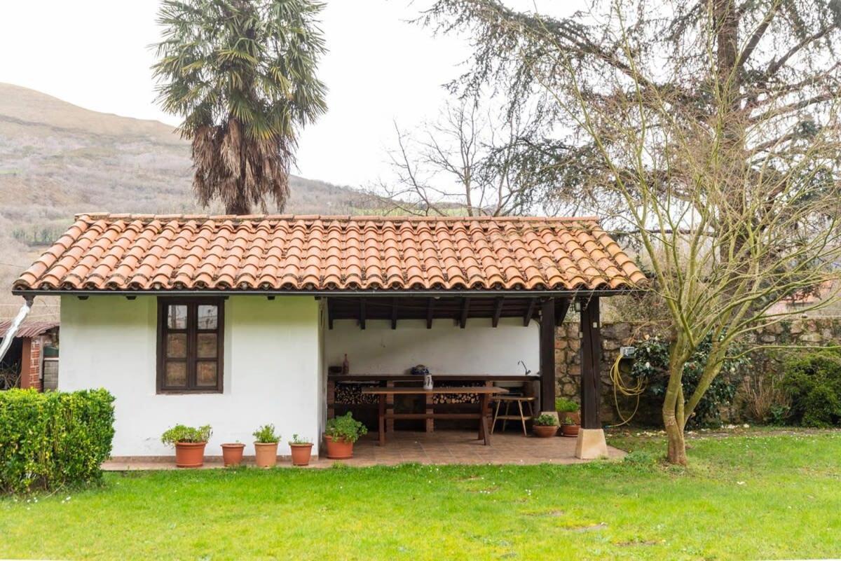 Villa Casa Rural La Carlota Renedo De Cabuerniga Exterior foto